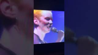 EURYTHMICS « Tous Les Garçons Et Les Filles » (Song from Françoise Hardy) Live From Heaven 1983