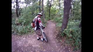 preview picture of video 'Battle Creek, Mountain Bike Trail. Saint Paul, MN'