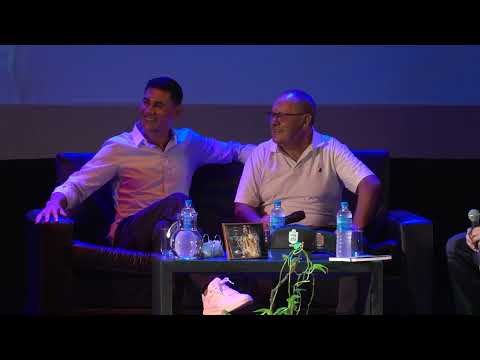 OSCAR USTARI GAVE A TALK IN AMERICA, HIS HOMETOWN