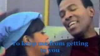 Marvin Gaye &amp; Tammi Terrell - Ain&#39;t No Mountain High Enough Lyrics