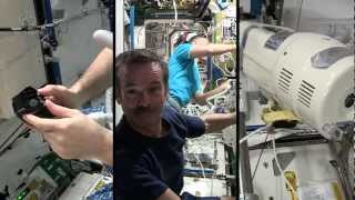 Как стригут волосы на космической станции - Видео онлайн