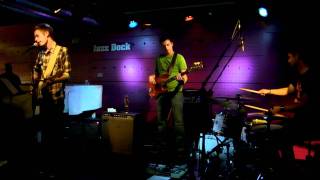 Lukas Martinek&Private Earthquake: Riley B. King