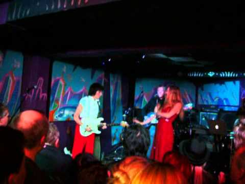 Jeff Beck & Joss Stone (2) Live at Mama Stones, Exeter, UK 13/12/12