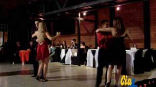 Companhia Mais Dança - Somethin&#39; Stupid