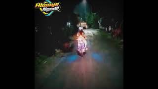 Download lagu Cewe cantik naik vixion jari jari||Story wa cewe vijar terbaru 2021 mp3