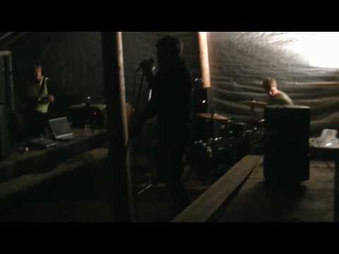 LEEGITORU - use somebody ...cover