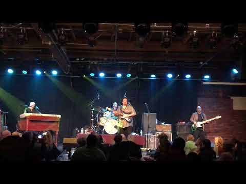 I Can't Get My Ass In Gear - The Blues Band