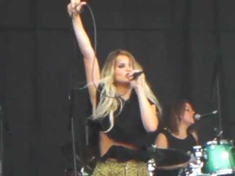 Daisy Dares You - Number One Enemy (Live at V Festival 2010)