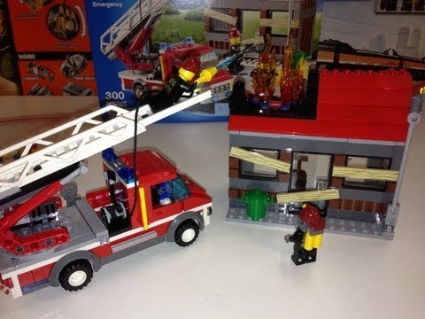LEGO City 60003 Fire Emergency Set from 2013 with Female firefighter