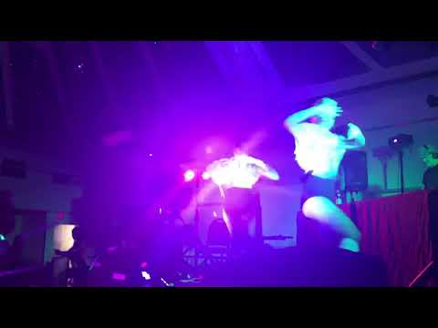 Danny Rampling Choose 90s Dancers