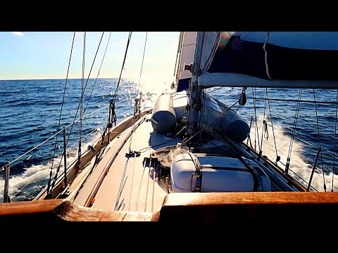 86] Life On A Small Sailboat: A Typical Day Sailing The Mediterranean
