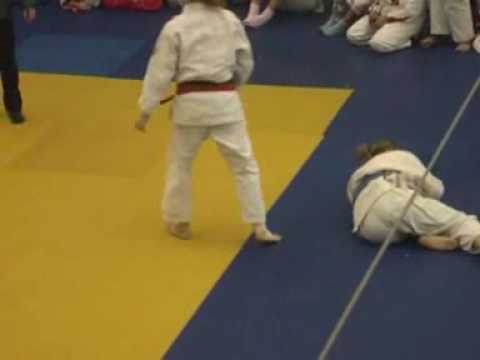 Maria Szkvarunets judo fight #1