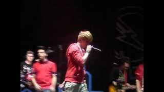 Somebody Loves You Auryn