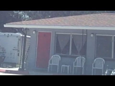 TheDailyWoo - 805 (9/14/14) Serial Killer Hotel Room