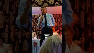 Sammy King and Derek Parlane