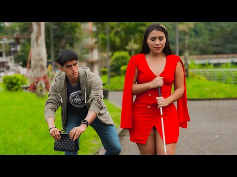 A thief changes the life of a blind woman.