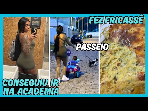 LAIS SILVA foi treinar/ levou a Ísis e o Floquinho pra passear/estava com vontade de comer fricassê 