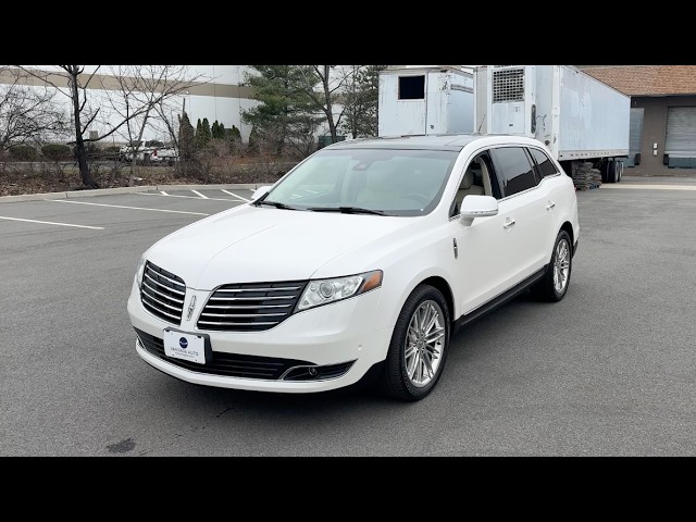 2019 LINCOLN MKT For Sale