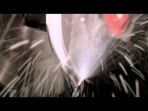 CoroCut QD: grooving a hammer