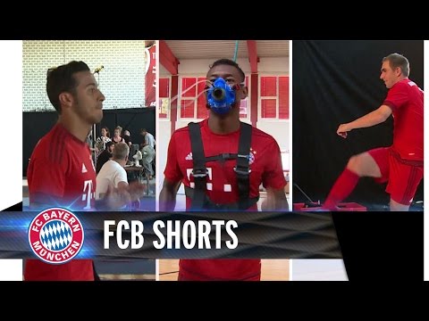 Dribbelkünstler Müller, Lahm am Walkie Talkie - FC Bayern Shorts I Vol. 5