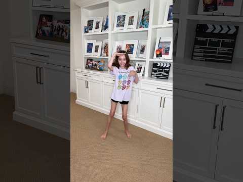 Debut dance by Katseye