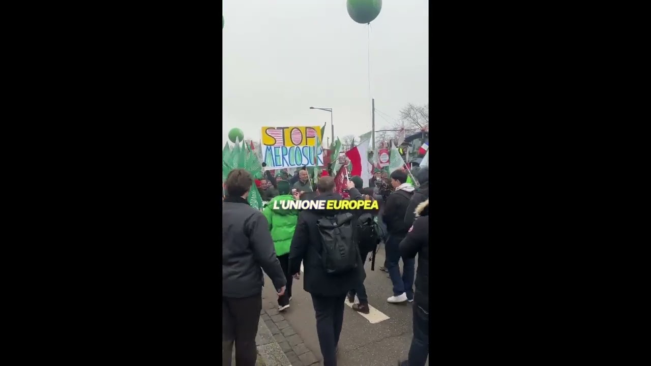 SARDONE: "GUARDATE, OGGI GRANDE PROTESTA DEGLI AGRICOLTORI, DAVANTI AL PARLAMENTO EUROPEO"