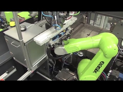 ENGEL victory 300 tech | direct application of PUR sealing