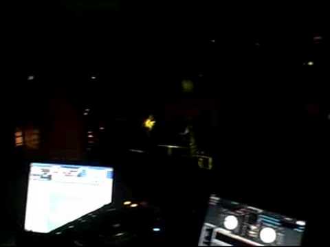 DJ ENRIE PLAYING VANILLA ICE @ SEVILLA AUG 2, 2008