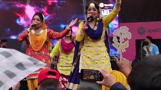 Download lagu Great Performance By Desi Divas At Birmingham Mela 2023 At Smethwick Victoria Park mp3