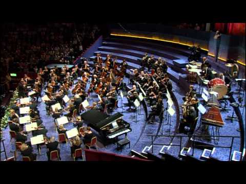 Tchaikovsky Romeo & Juliet Overture,  London Symphony Orchestra, Valery Gergiev  Proms 2007 2/2