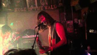 JEFF The Brotherhood Play &quot;Mellow Out&quot; At Stereogum x Exploding In Sound&#39;s Austin Invasion 2015
