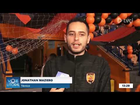 Time sub-15 da APAF comemora título de campeões de futsal