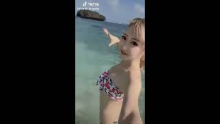TikTokの可愛くて最高の娘たち　水着でダンスpart1