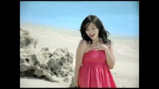 Download lagu Ussy - Lovely mp3 Download lagu Ussy - Lovely mp3