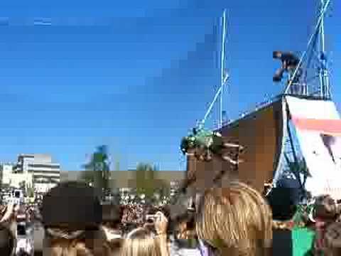 Tony Hawk & Neil Hendrix