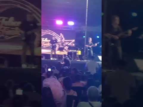 plaza san martin  .saenz peña   chaco.1 dia del año