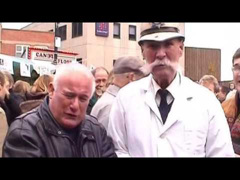 A legend in his own lifetime.  Dave Cherry and Nik Farah