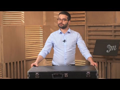 Getting To Know Your Glockenspiel  - Lesson 2 : Taking Your Glockenspiel Out Of its Case
