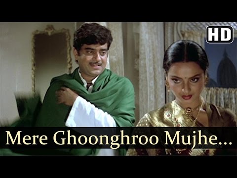 Mere Ghoonghroo Mujhe De — watch video