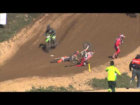 MX2 Qualifying Race Jorge Zaragoza and Davey Pootjes Crash 2016