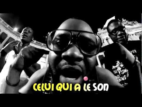 AKRO. AK MUNDELE feat. Jesus de Tchango