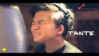 Download lagu CJR - Tante Linda Lyric Video mp3 Download lagu CJR - Tante Linda Lyric Video mp3