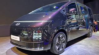 Hyundai STARIA Electric vs Mercedes-Benz EQS SUV