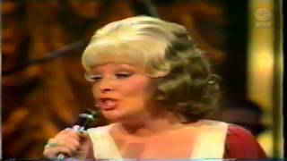 Rikki Lee - I Don't Know How To Love Him - with sound