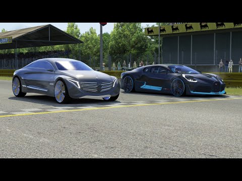 Mercedes-Benz F125 Hydrogen Concept vs Bugatti Divo at Monza Full Course