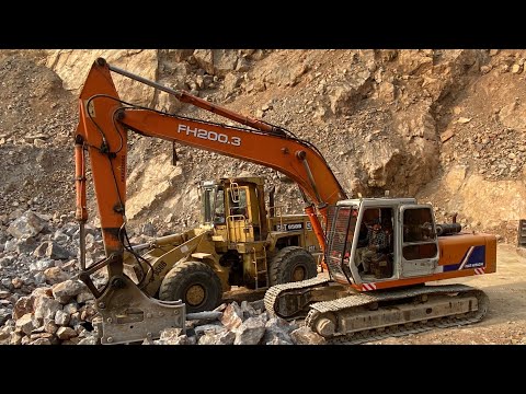 FIAT HITACHI FH200.3 Excavator with Hydraulic Hammer | Mountain Breaking View