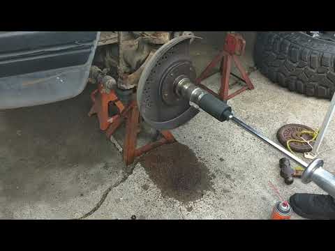 Ford F-250 & F-350 spindle removal.