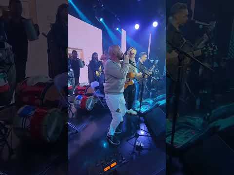 Luis Vargas / Nacho Estrella - Tarde te arrepientes (en vivo)