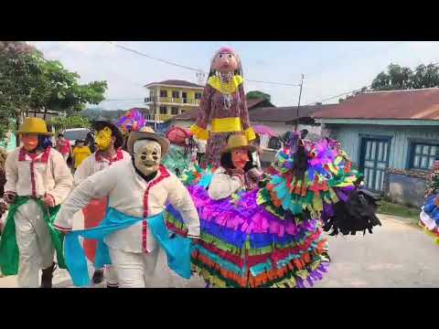 Baile tradicional de la cabeza de coche 3 de mayo Dolores Petén 