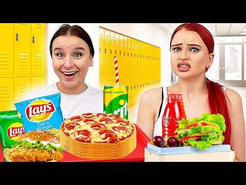 SCHUL-ESSEN vs ZUHAUSE-ESSEN ! 👩‍🏫🏡 (Challenge) - Celina